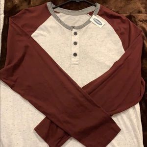 Old Navy Men’s long sleeve shirt